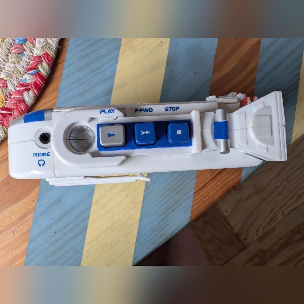 Vintage 1997 Star Wars R2-D2 Cassette Player - Tiger Electronics - WORKING - Picture 4 of 5